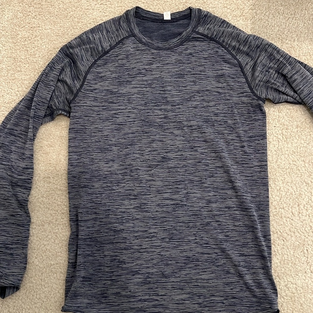 Lululemon long sleeve men’s small heather blue
